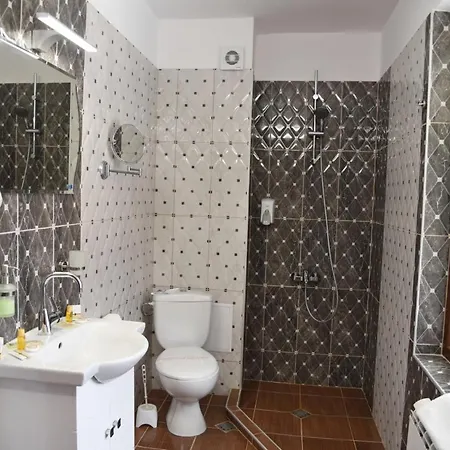 Hotel Maria Revas