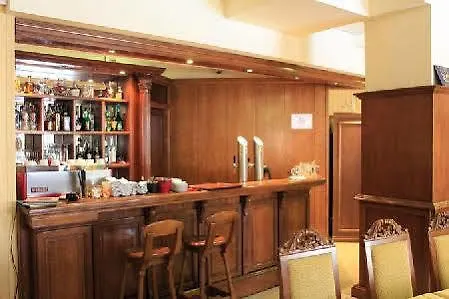 Hotel Maria Revas 5*